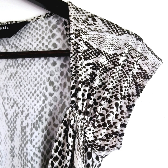 Norma Kamali Snake Skin Print Rushed Short Sleeve Wrap Dress Women's Size S - Picture 4 of 7